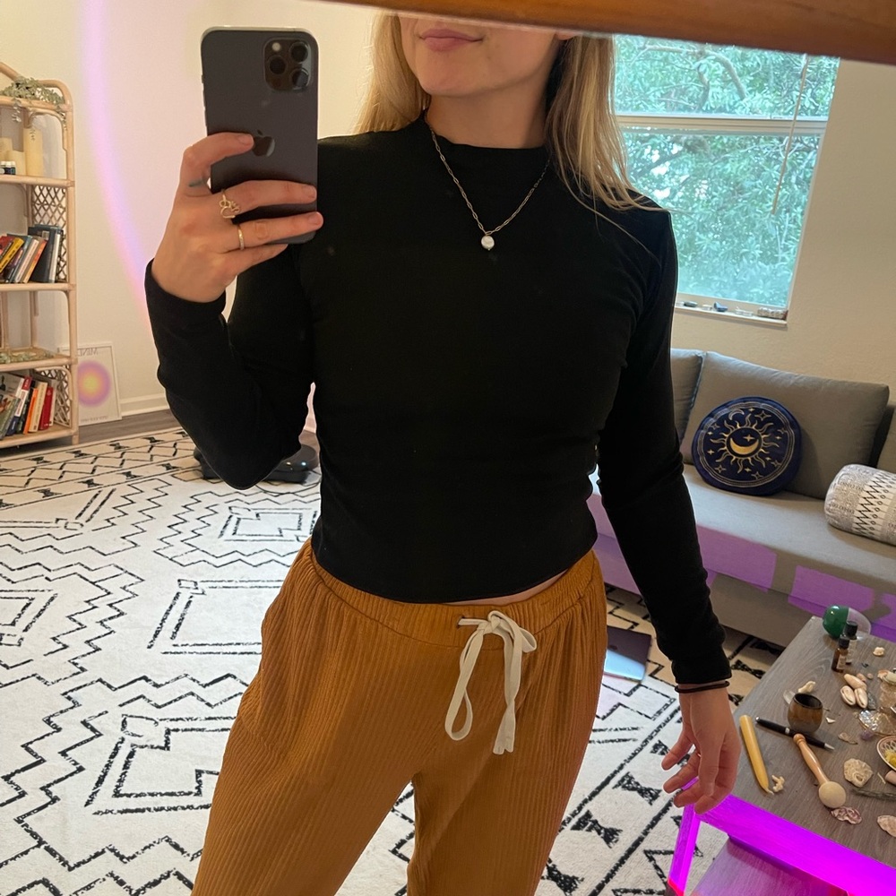 Black Long Sleeve Top